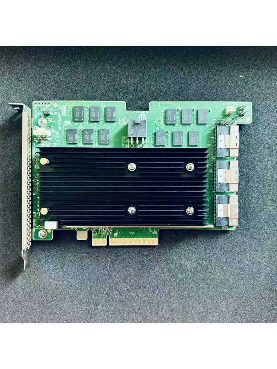 Карта массива Broadcom 9670-24i Нет бренда 1344635220 купить за 289940 ...