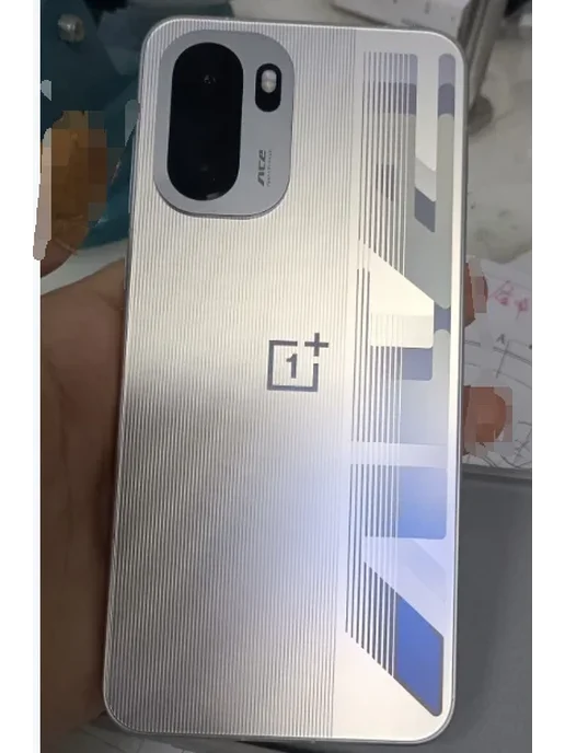 Смартфон OnePlus Ace 6 12/256 ГБ, серебристый