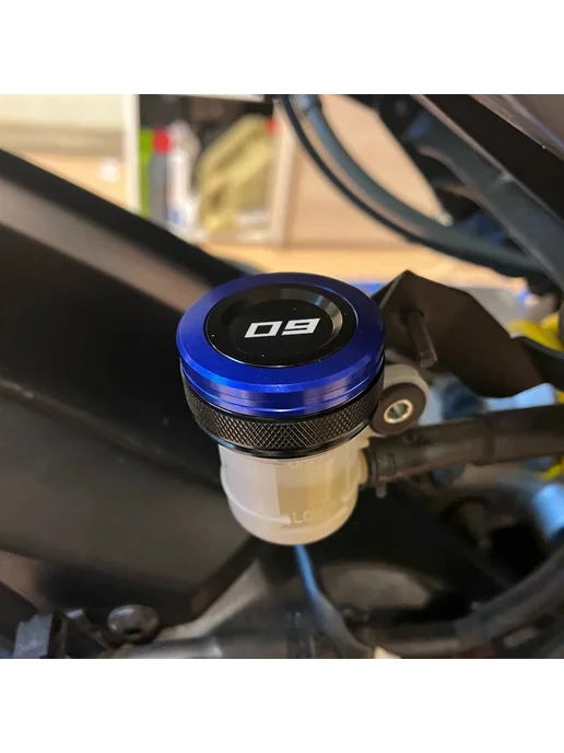 ZYAKO Крышка бачка тормозной жидкости серый ЧПУ Yamaha MT-09 Trace, серый, фото 4